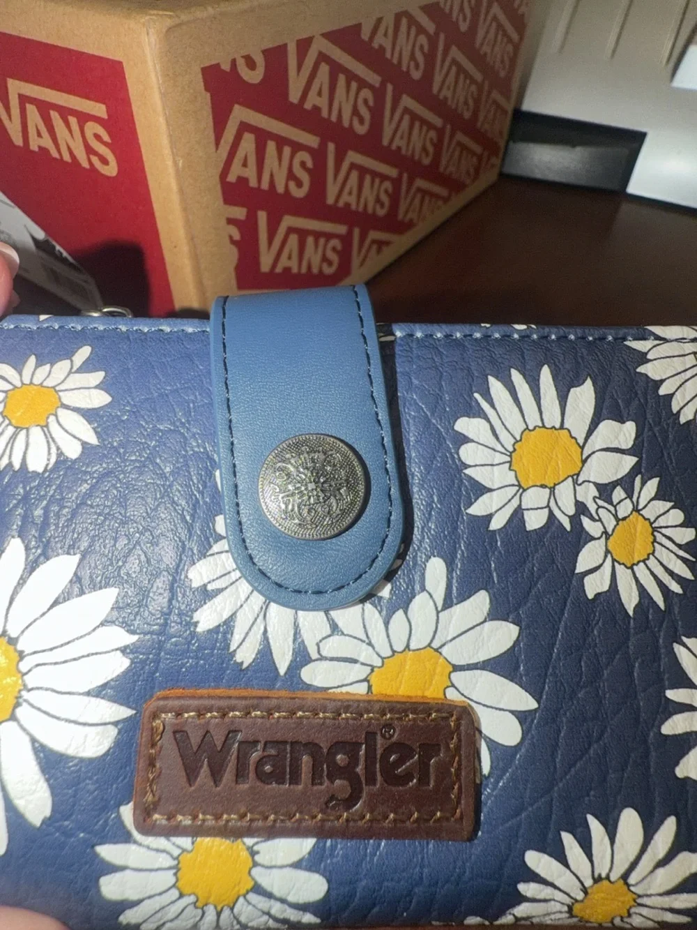 Wrangler compact wristlet